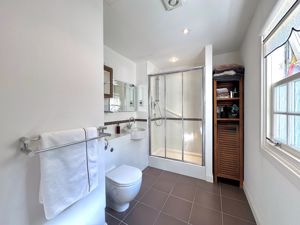 Photo 19- click for photo gallery